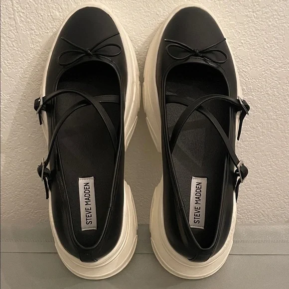 Steve Madden Women's Broder Strappy Platform Sneakers - Picture 3 of 10